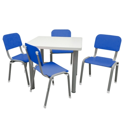 Mesa Lisa com 4 Cadeiras WP Kids Azul